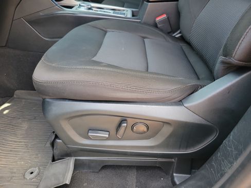 Used 2022 Ford Explorer XLT RWD image 5