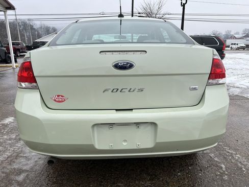 Used 2011 Ford Focus SE image 17