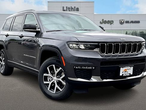 New 2025 Jeep Grand Cherokee L Limited w/ Luxury Tech Group II image 22