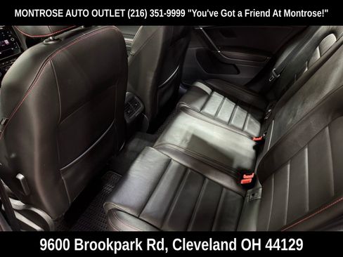 Used 2020 Volkswagen GTI SE image 35