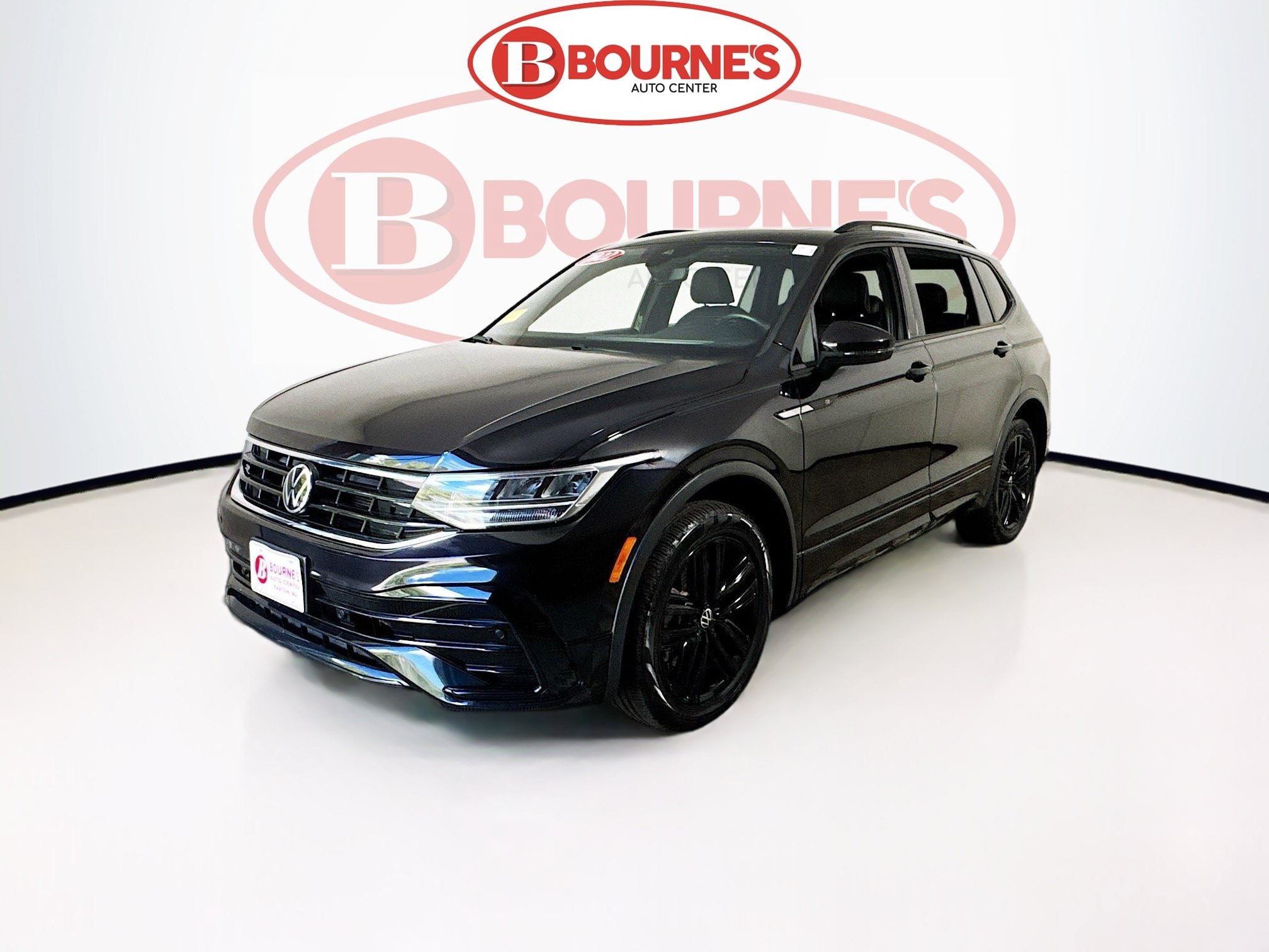 Used 2022 Volkswagen Tiguan SE R-Line AWD/4WD image 6