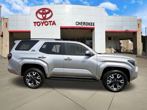 Used 2026 Toyota 4Runner TRD Sport Premium AWD/4WD image 4