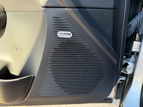 Used 2023 Dodge Challenger SXT w/ Blacktop Package image 13