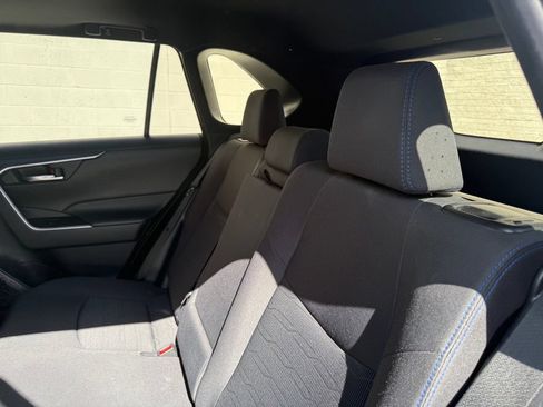 Used 2022 Toyota RAV4 SE w/ Convenience Package AWD/4WD image 25