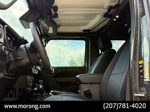 Used 2025 Jeep Wrangler Unlimited Sport AWD/4WD image 36