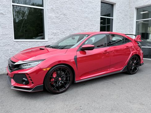 Used 2019 Honda Civic Type R image 2