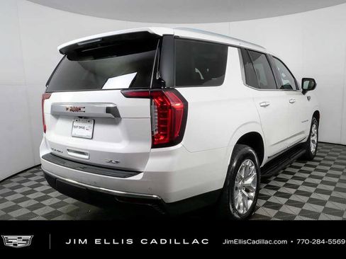 Used 2023 GMC Yukon SLT RWD image 3