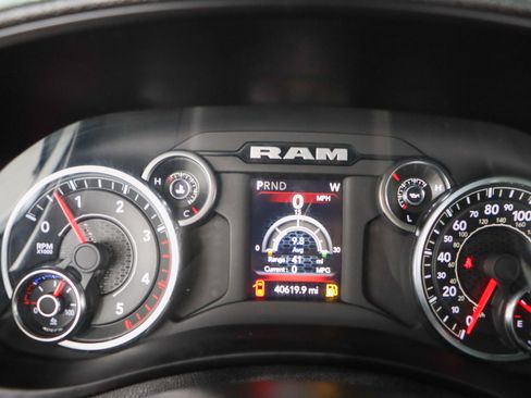 Used 2024 RAM 2500 Tradesman w/ Chrome Appearance Group image 16