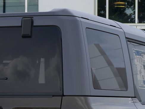 New 2025 Ford Bronco Big Bend w/ Black Diamond Package image 25