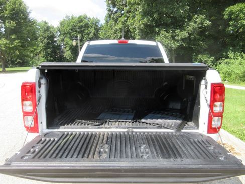 Used 2019 Ford Ranger XL w/ Equipment Group 101A Mid RWD image 26