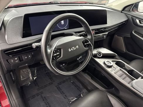 Used 2022 Kia EV6 Wind w/ Wind Technology Package AWD/4WD image 23