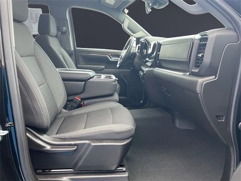 Used 2024 Chevrolet Silverado 1500 LT image 15