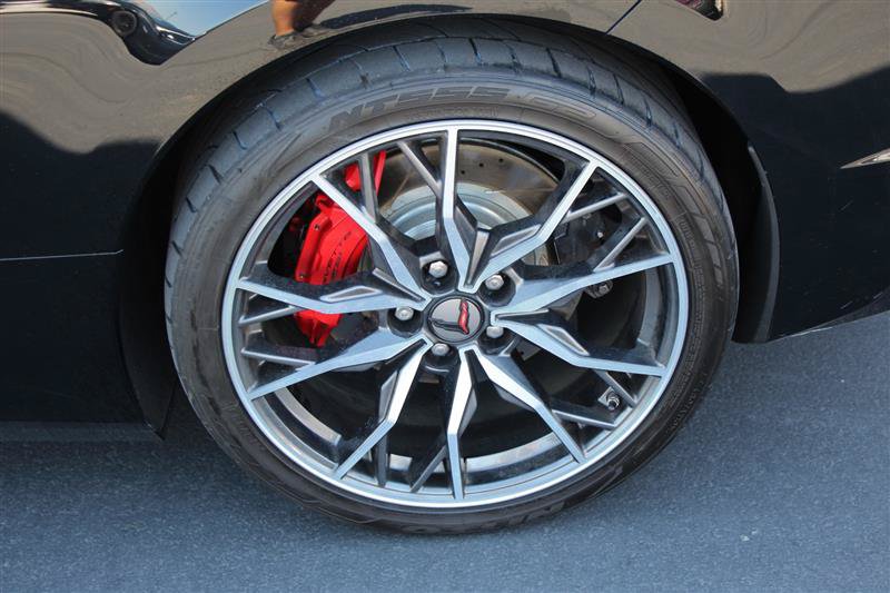 Used 2023 Chevrolet Corvette Stingray Premium Conv w/ Z51 Performance Package RWD image 31