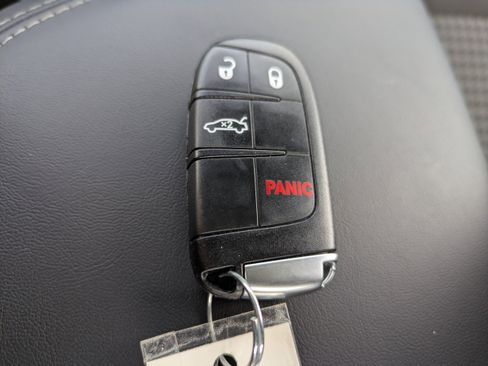 Used 2023 Dodge Challenger SXT RWD image 30