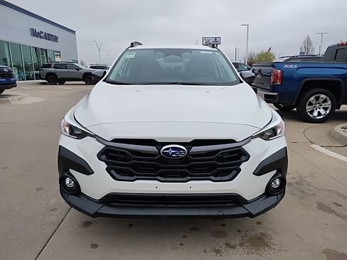 Certified 2025 Subaru Crosstrek 2.0i Premium image 3
