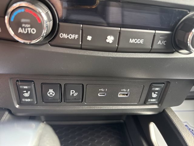 Used 2024 Nissan Frontier SV w/ SV Convenience Package AWD/4WD image 20