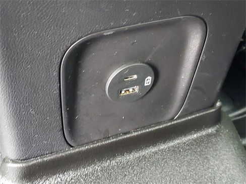 Used 2022 Ford Escape SEL image 12