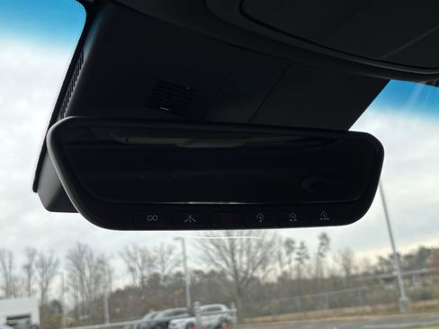 Used 2023 Genesis G70 2.0T w/ Sport Prestige Package image 28