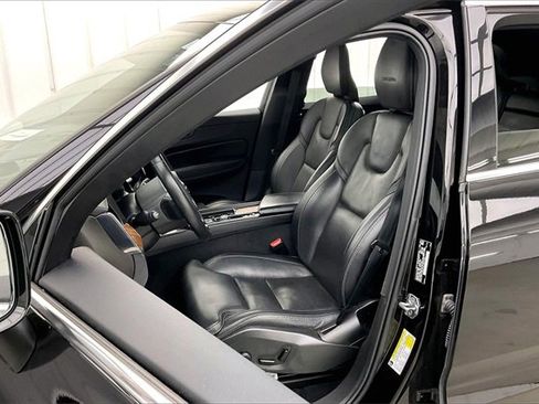 Used 2020 Volvo XC60 T5 Inscription w/ Protection Package Premier image 8