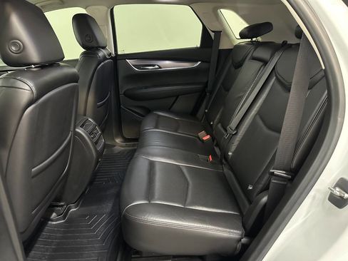 Used 2018 Cadillac XT5 Luxury image 10