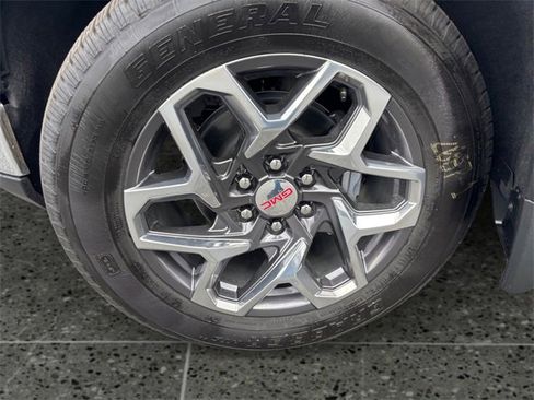 New 2026 GMC Sierra 1500 SLE image 14