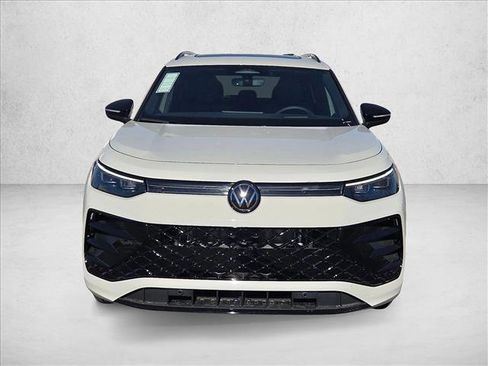 New 2026 Volkswagen Tiguan SE R-Line FWD image 6