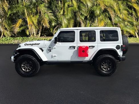 Used 2025 Jeep Wrangler Unlimited Rubicon 392 AWD/4WD image 9