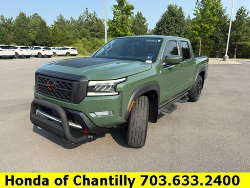 Used 2022 Nissan Frontier PRO-4X w/ Technology Package AWD/4WD image 3