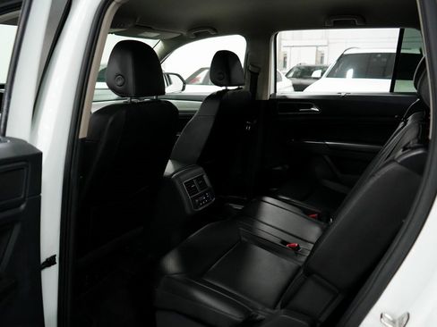 Used 2018 Volkswagen Atlas SE image 15