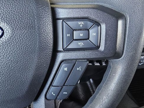 Used 2022 Ford F250 XL w/ Power Equipment Group image 55