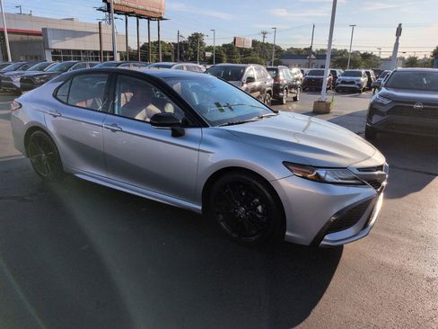 Used 2021 Toyota Camry XSE w/ Navigation Package AWD/4WD image 7