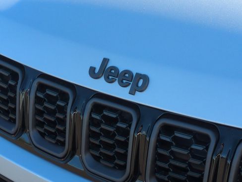New 2026 Jeep Compass Latitude image 23