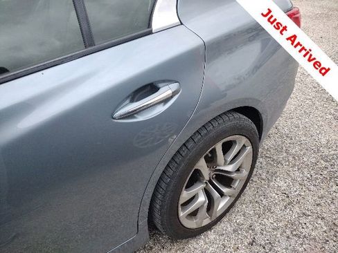 Used 2015 INFINITI Q50 w/ Cargo Package RWD image 13