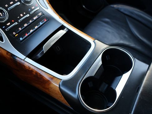 Used 2019 Lincoln Nautilus Reserve image 35