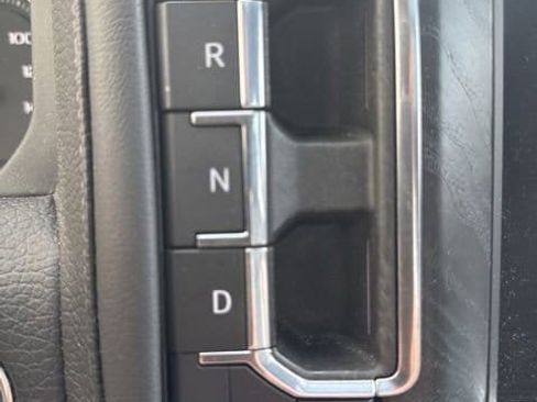 Used 2021 GMC Yukon Denali w/ Denali Premium Package AWD/4WD image 21