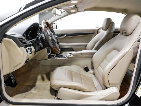 Used 2012 Mercedes-Benz E 350 Cabriolet image 33