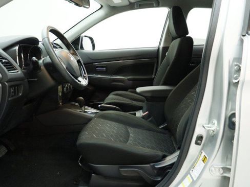 Used 2023 Mitsubishi Outlander Sport LE AWD/4WD image 7