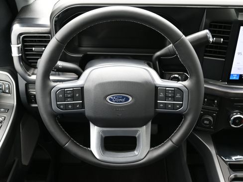 Used 2026 Ford F450 Lariat AWD/4WD image 15