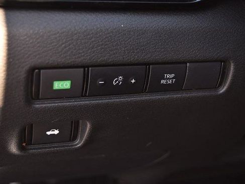 Certified 2024 Nissan Sentra SV image 11