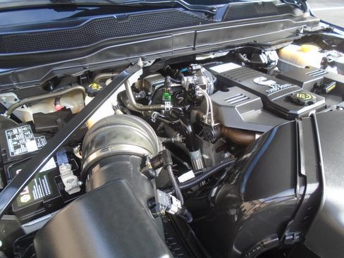 Used 2024 RAM 3500 Limited w/ Safety Group image 55