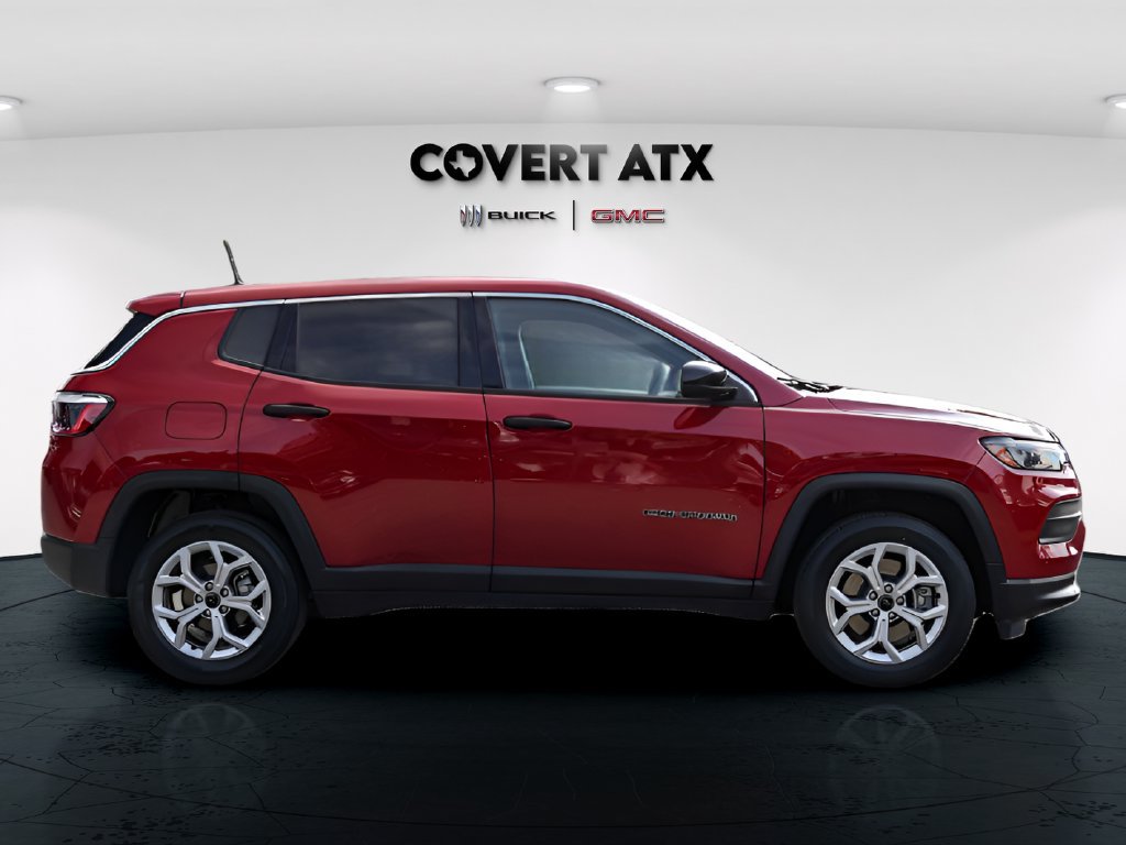 Used 2025 Jeep Compass Sport AWD/4WD image 7