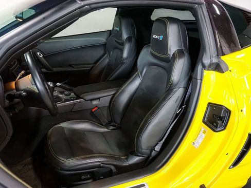 Used 2013 Chevrolet Corvette ZR1 w/ 3ZR Preferred Equipment Group RWD image 9