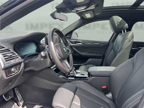 Used 2023 BMW X4 M40i w/ Premium Package image 9