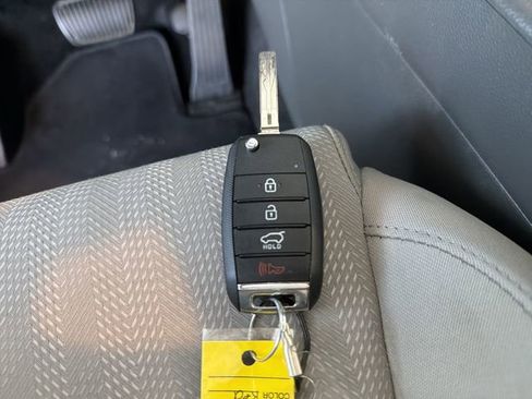 Used 2017 Kia Sportage LX image 28