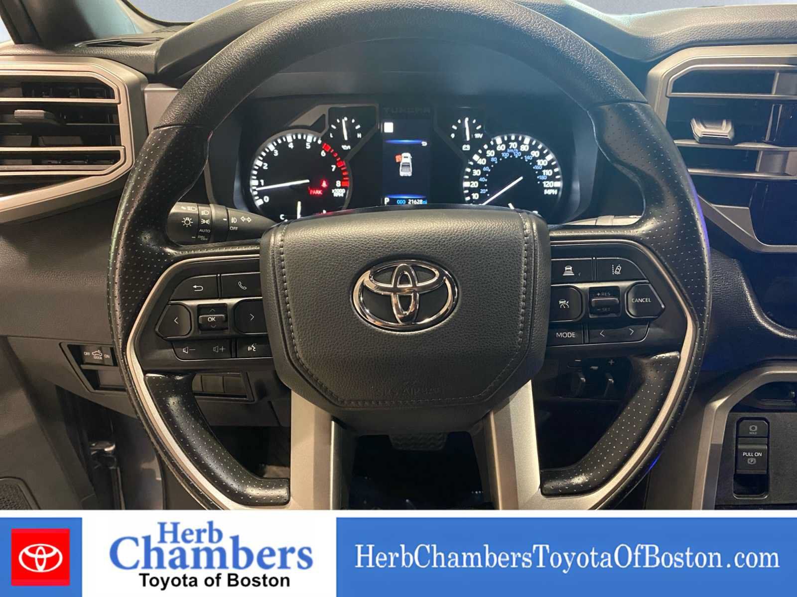 Used 2025 Toyota Tundra SR5 AWD/4WD image 33
