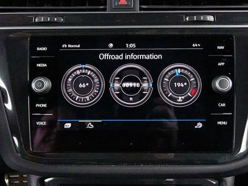 Used 2024 Volkswagen Tiguan SEL R-Line w/ MDO Package, Two-Row AWD/4WD image 15