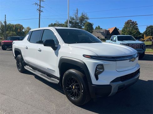 New 2026 Chevrolet Silverado EV LT image 7