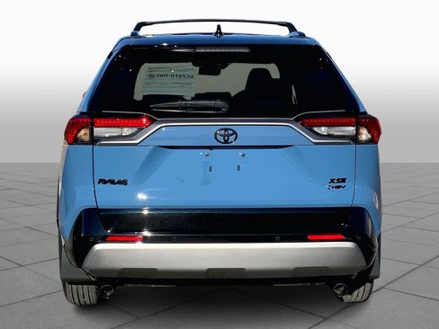 Used 2025 Toyota RAV4 XSE image 4