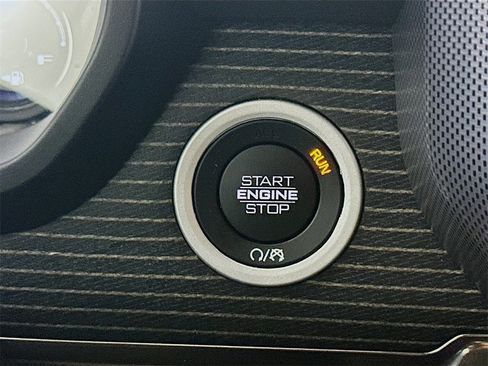 Used 2019 RAM 1500 Limited image 28