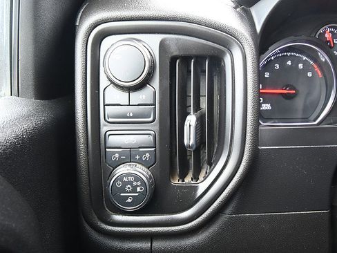 Used 2021 Chevrolet Silverado 2500 W/T w/ WT Convenience Package image 15